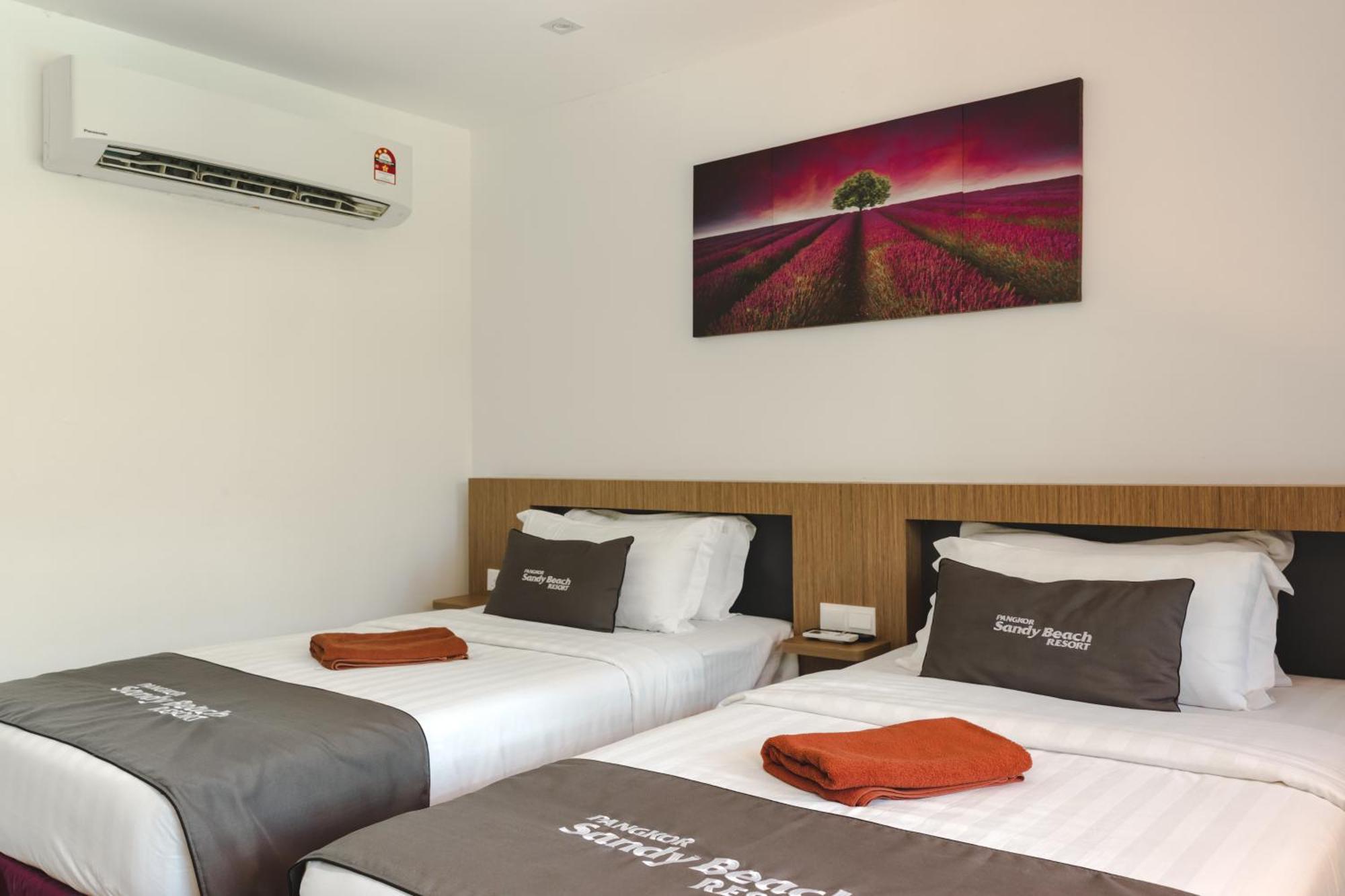 Pangkor Sandy Beach Resort Kampong Pasir Bogak Exterior photo