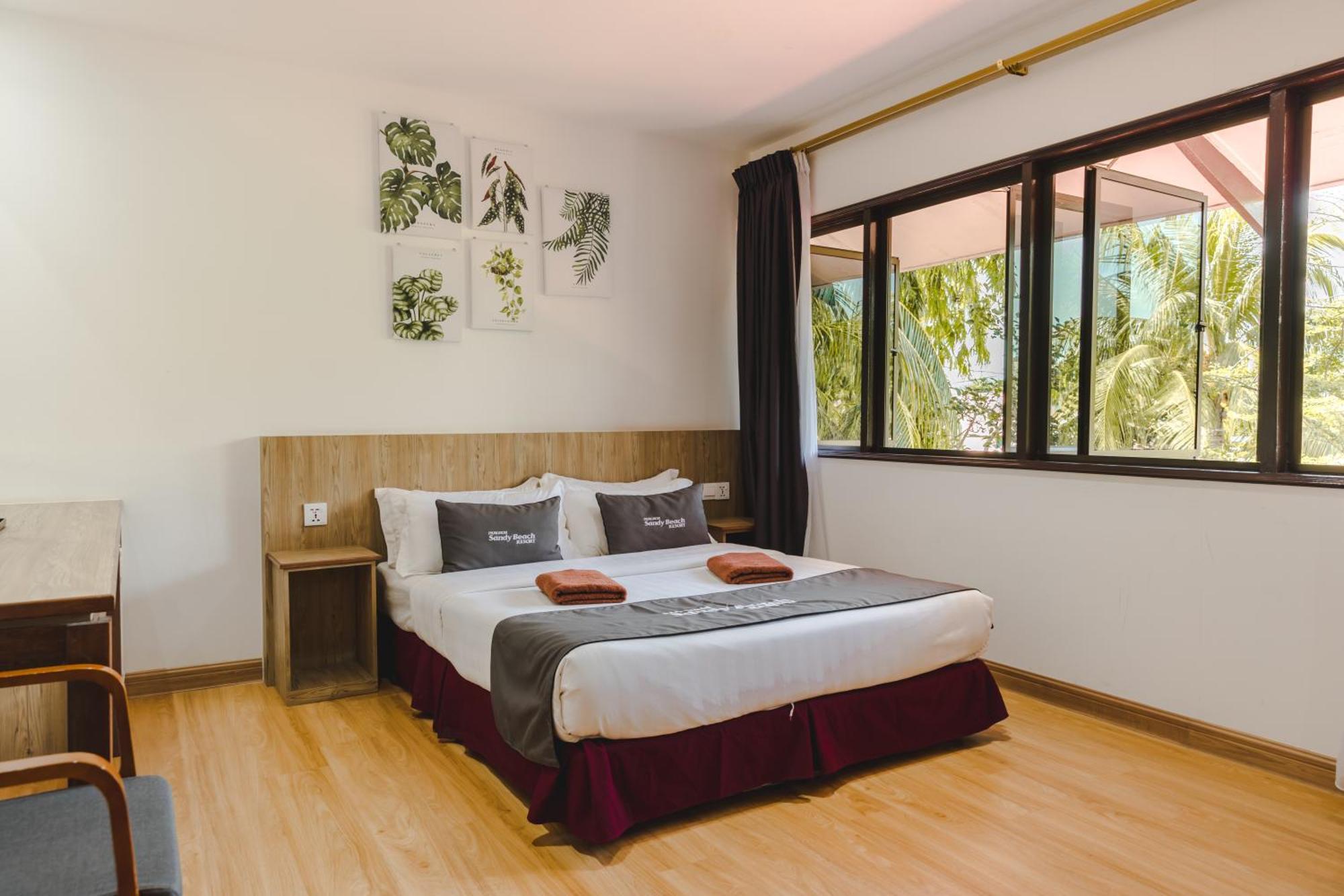 Pangkor Sandy Beach Resort Kampong Pasir Bogak Exterior photo